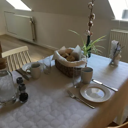 Hos Mette Bed & Breakfast 3*